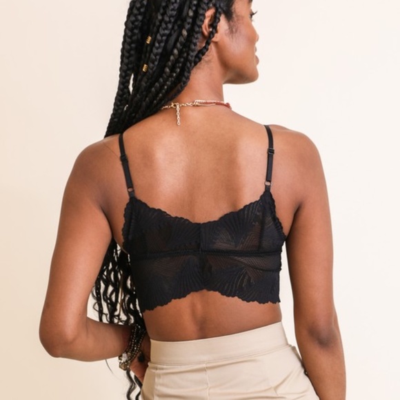 SOLD OUT Black Butterfly Scalloped Lace Padded Bralette - Picture 4 of 7